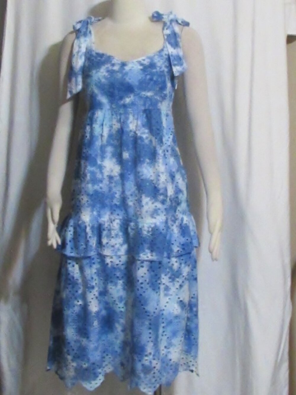 NWT Womens Ladies Crown & Ivy Blue & White Tye Dye Eyelet Lined Dress 6 Orig $99